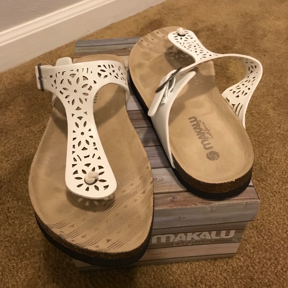 Women's Makalu Brie Footbed Sandals